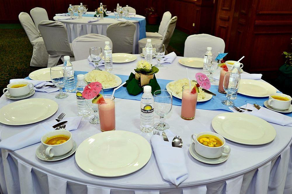 Days Hotel By Wyndham Batangas Luaran gambar