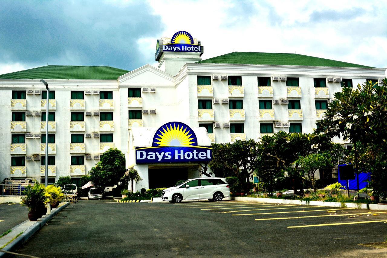 Days Hotel By Wyndham Batangas Luaran gambar